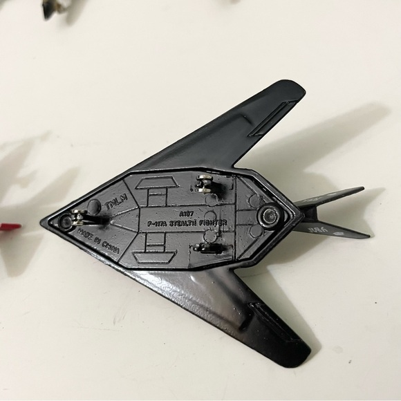 Lot of 6 Aircrafts F-117A Stealth Fighter F-16 Fighter Jet - Picture 4 of 14